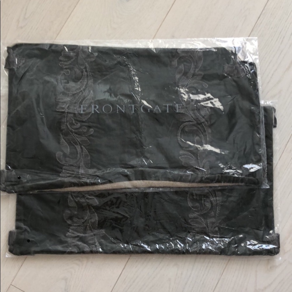 NWT Frontgate Green Velvet Embroidered Lumbar Pillow Covers - set of 2